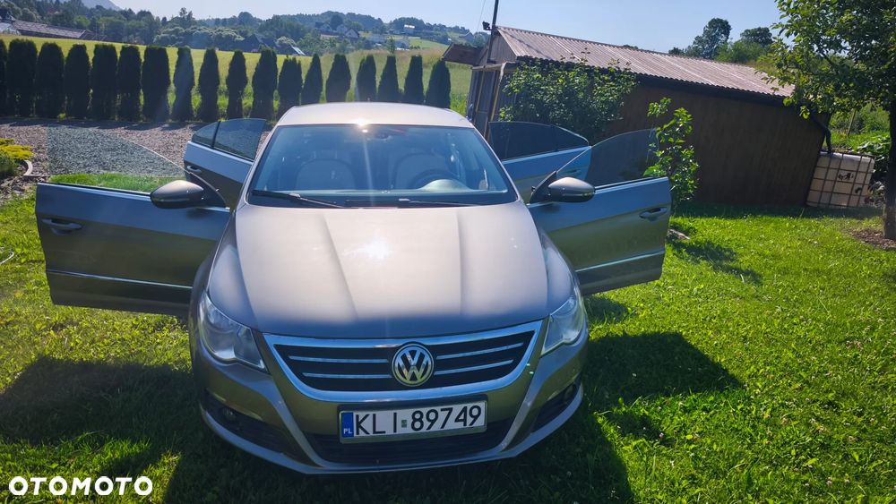 Volkswagen Passat 2.0 TDI Comfortline DSG - 1
