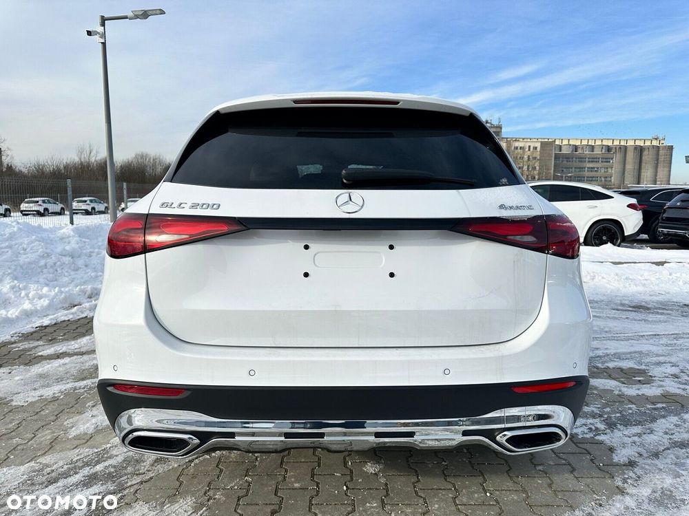 Mercedes-Benz GLC - 7