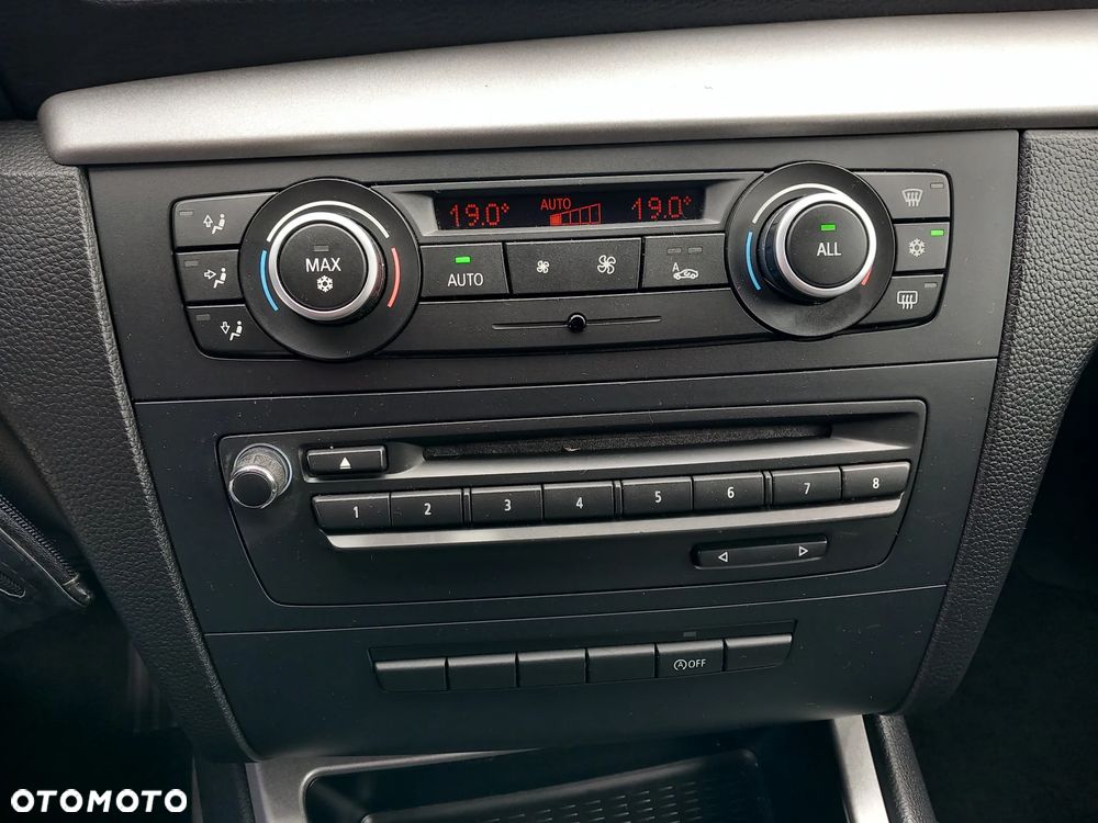 BMW Seria 1 116d - 22