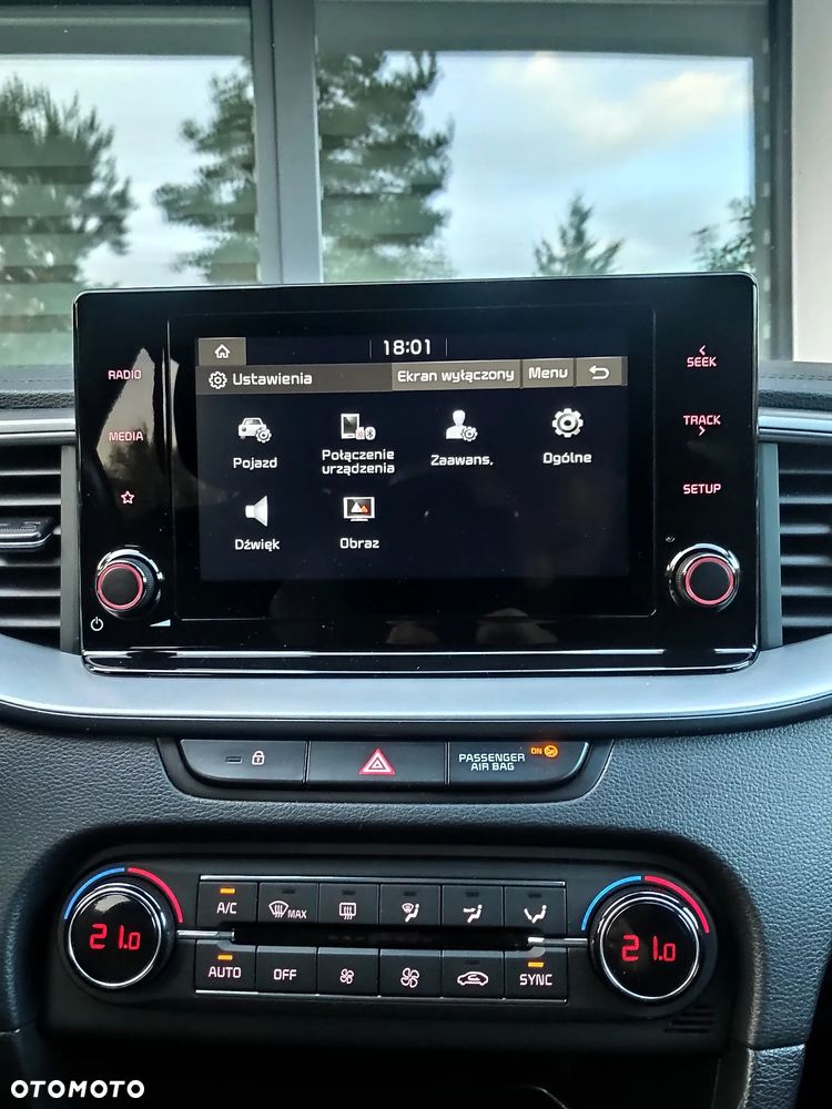 Kia XCeed 1.6 CRDi SCR M - 24
