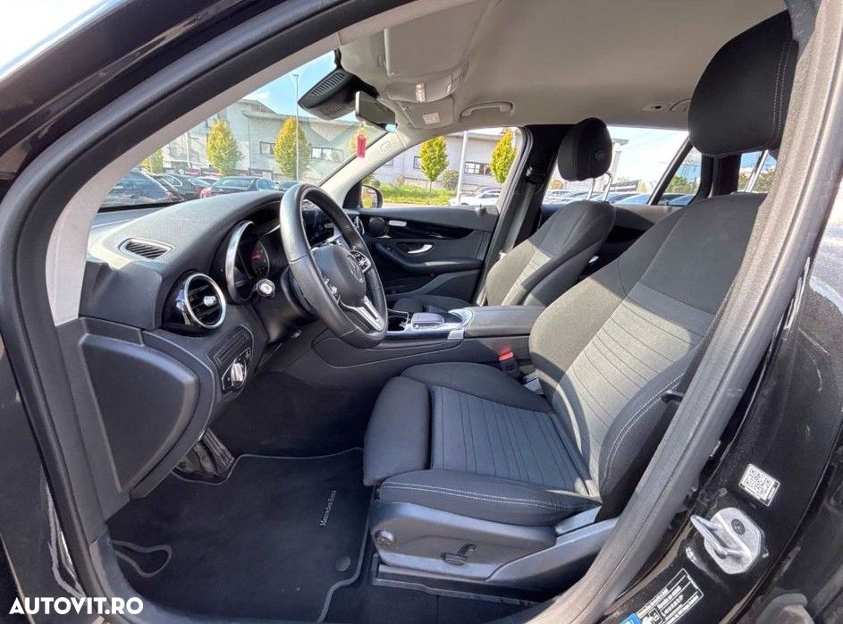 Mercedes-Benz GLC 300 d 4MATIC - 9