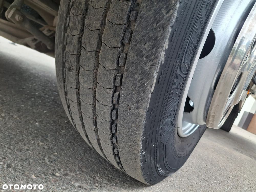 DAF LF 45.180 Wywrotka 3 Stronna + Hydroburta HDS HIAB Żuraw Dźwig Sterowanie Radiowe Łyżka Chwytak Obrotowy Dzielone Burty Hak Klimatyzacja Niski Przebieg Blokada Mostu Oświetlenie Ostrzegawcze - 37
