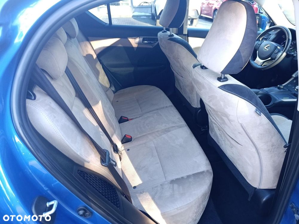 Lexus CT 200h Elegance EU6 - 22