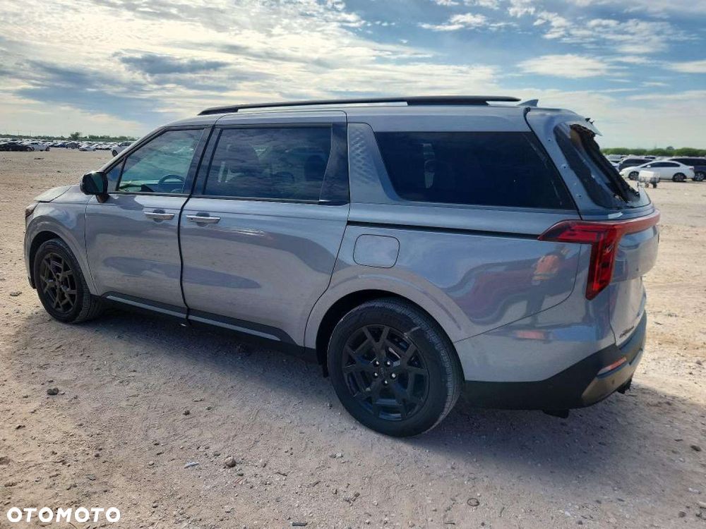Kia Carnival 2026 photo 2