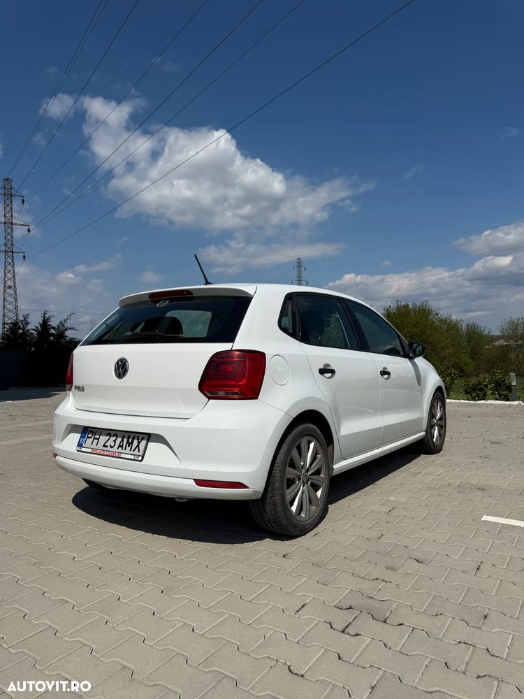 Volkswagen Polo - 2