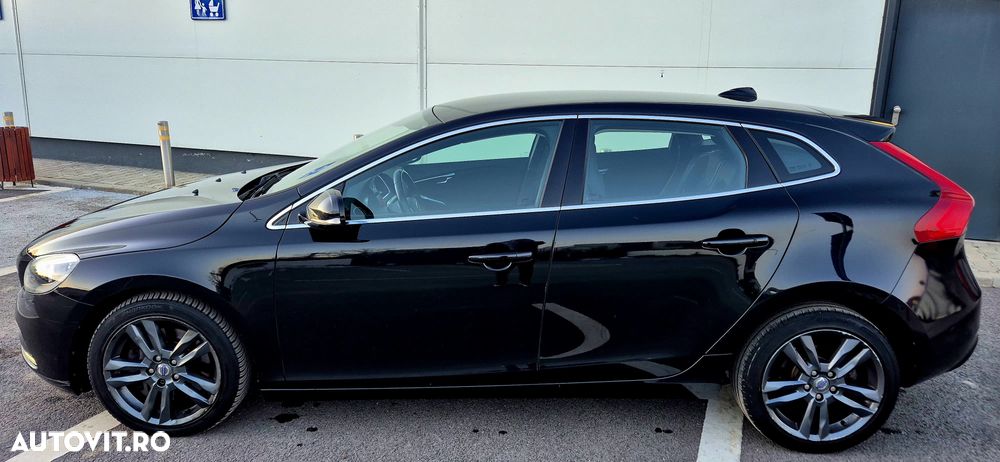 Volvo V40 D4 VEA Momentum - 5