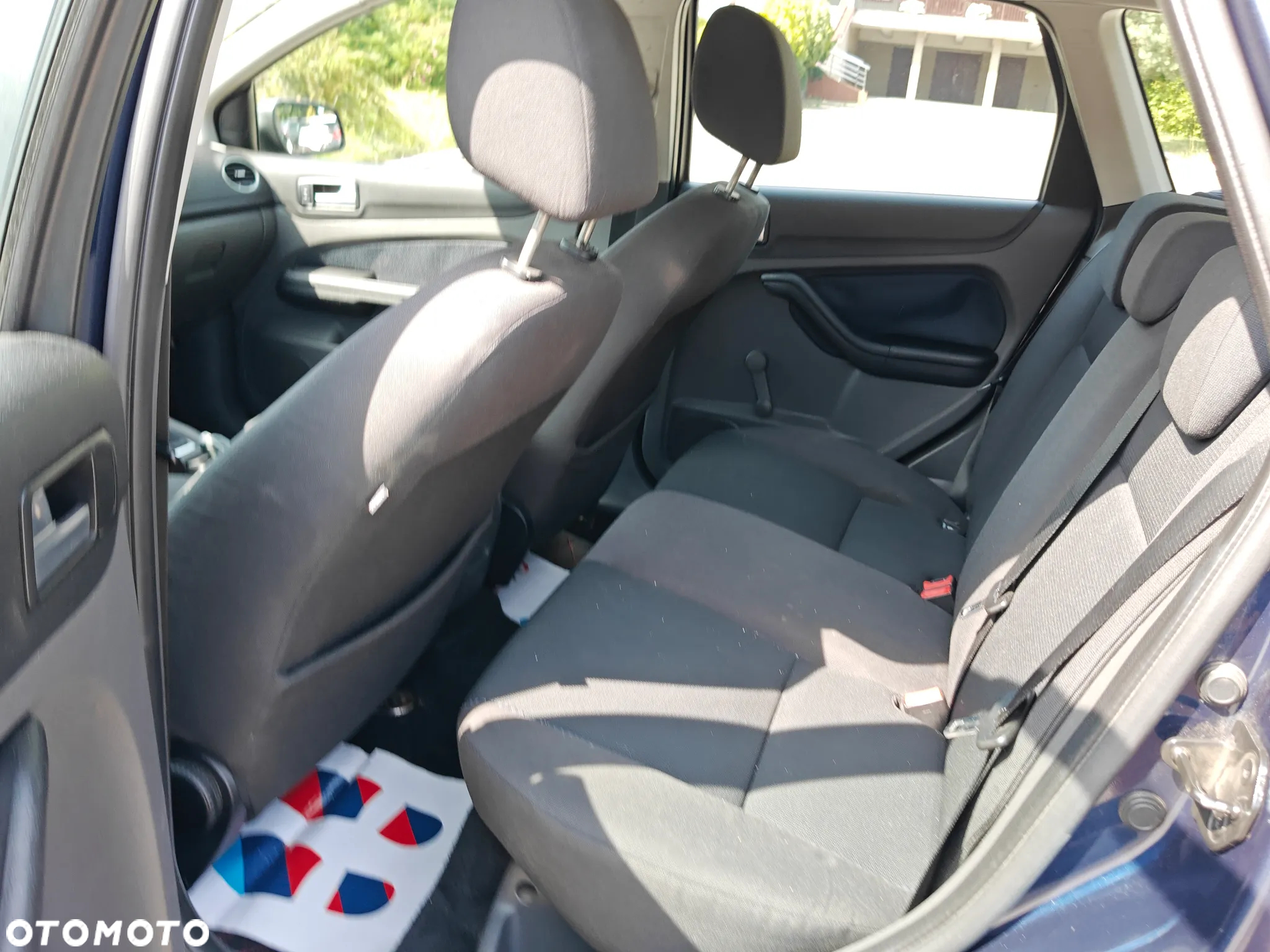 Ford Focus 1.6 TDCi Ambiente - 8