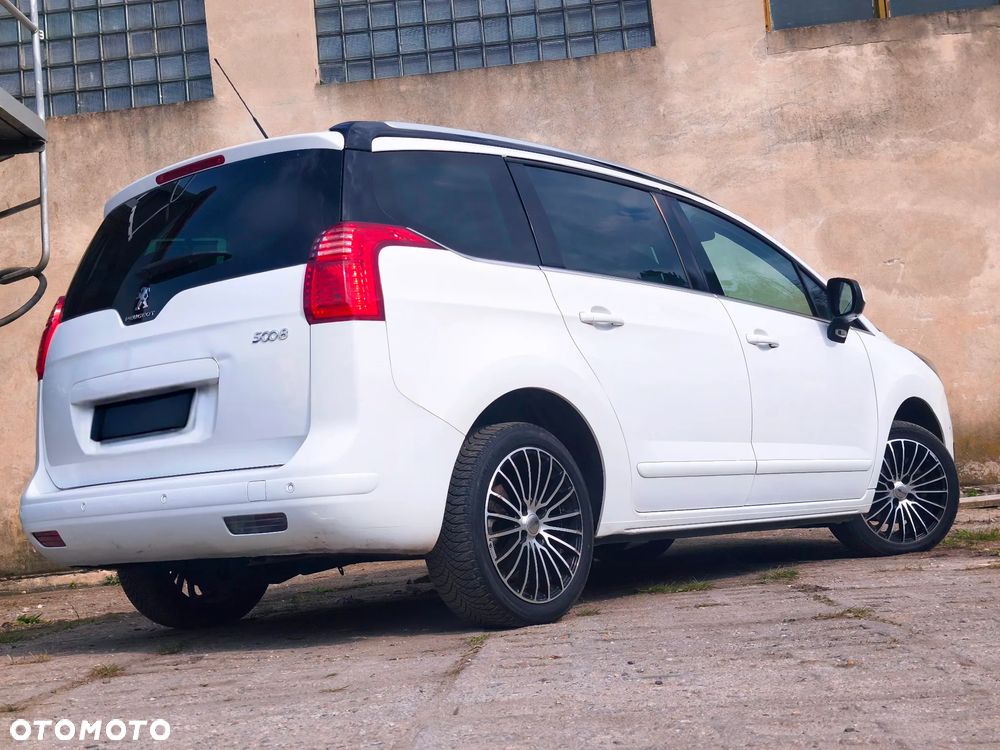 Peugeot 5008 - 17