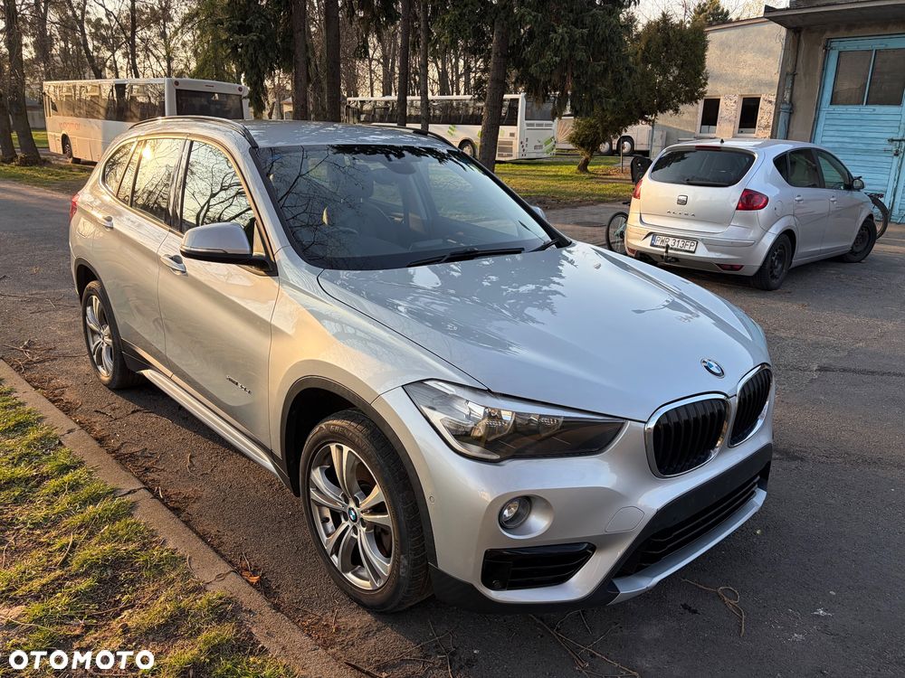 BMW X1 xDrive20d Sport Line - 2