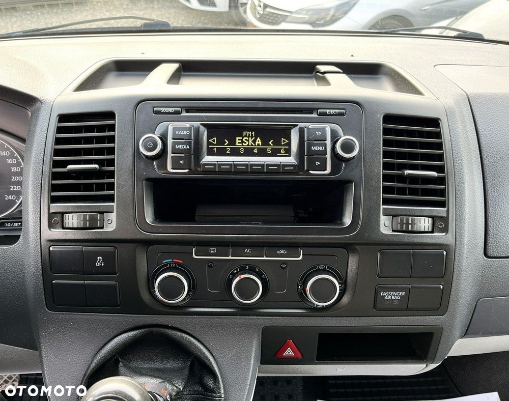 Volkswagen Transporter - 14