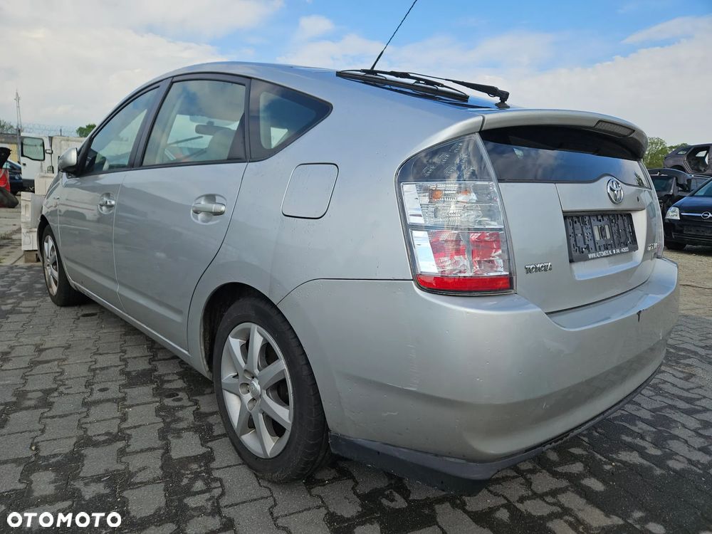 Toyota Prius II 1,5 Hybrid 2005r 1NZFXE lak. 1C0 - 2