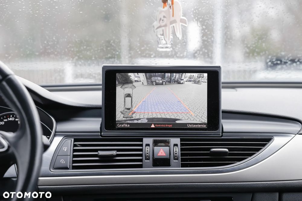 Audi A6 Allroad - 11