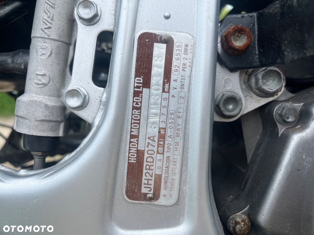 Honda XRV - 11