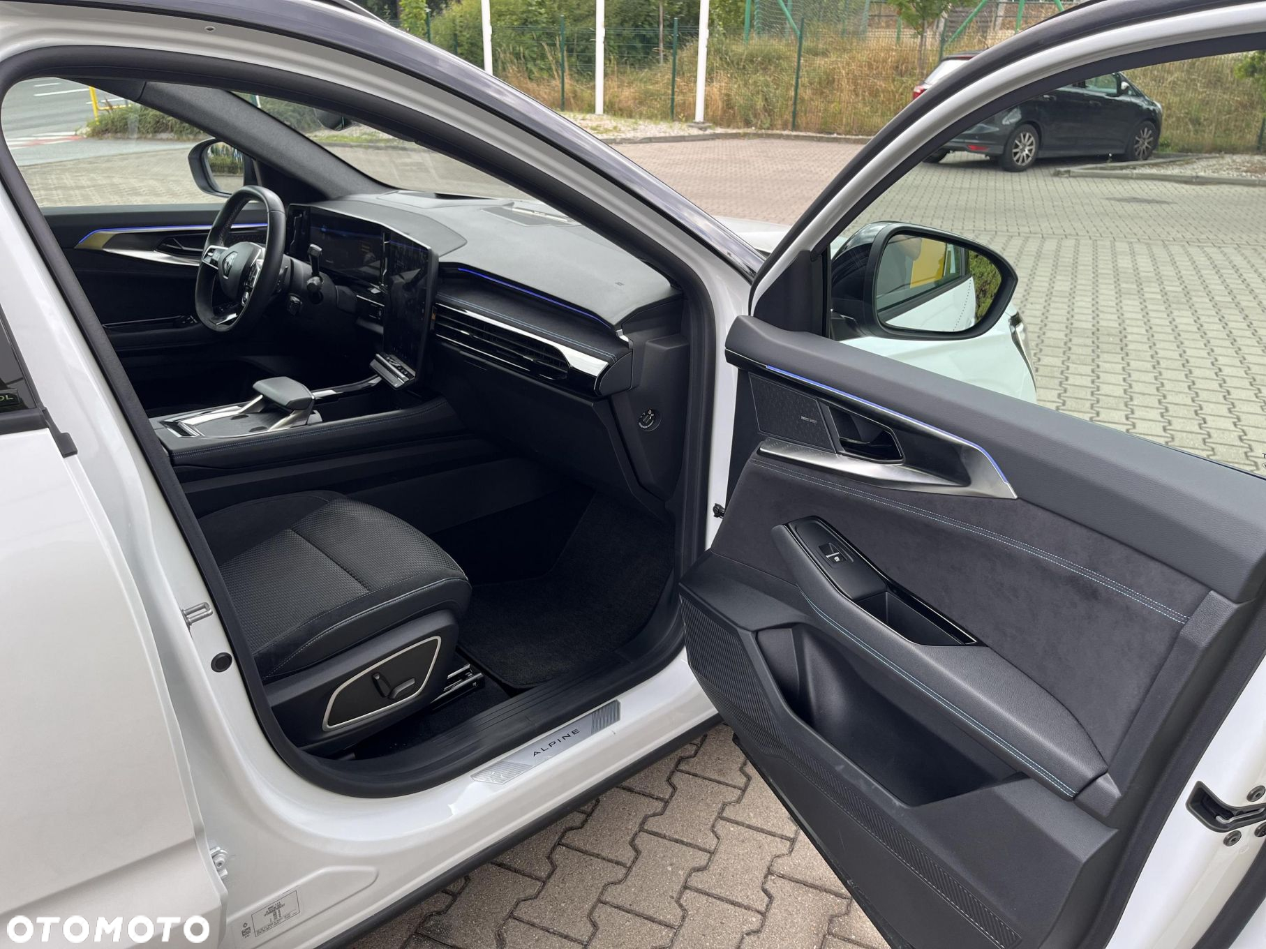 Renault Austral 1.2 E-Tech Full Hybrid 200 Iconic esprit Alpine MMT - 19