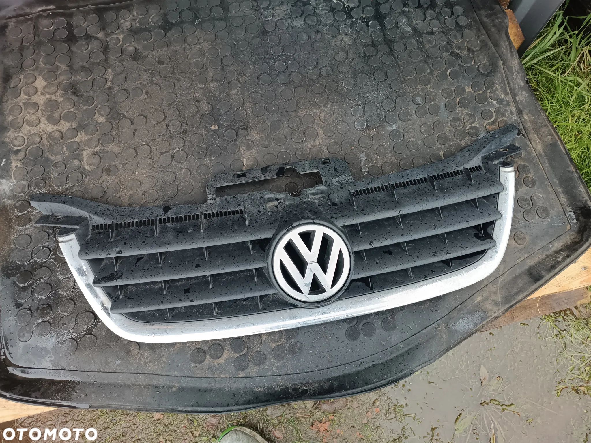 GRILL ATRAPA CHŁODNICY 1T0853651 VW TOURAN I 03-06 - 1