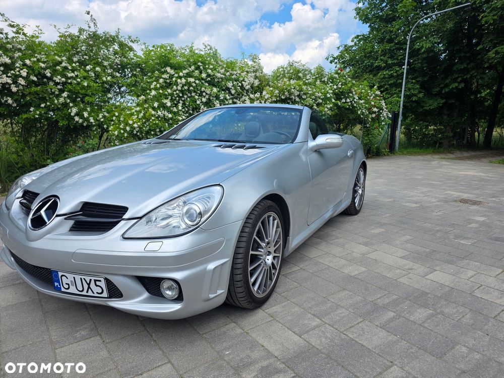 Mercedes-Benz SLK 55 AMG 7G-TRONIC Black Series - 3