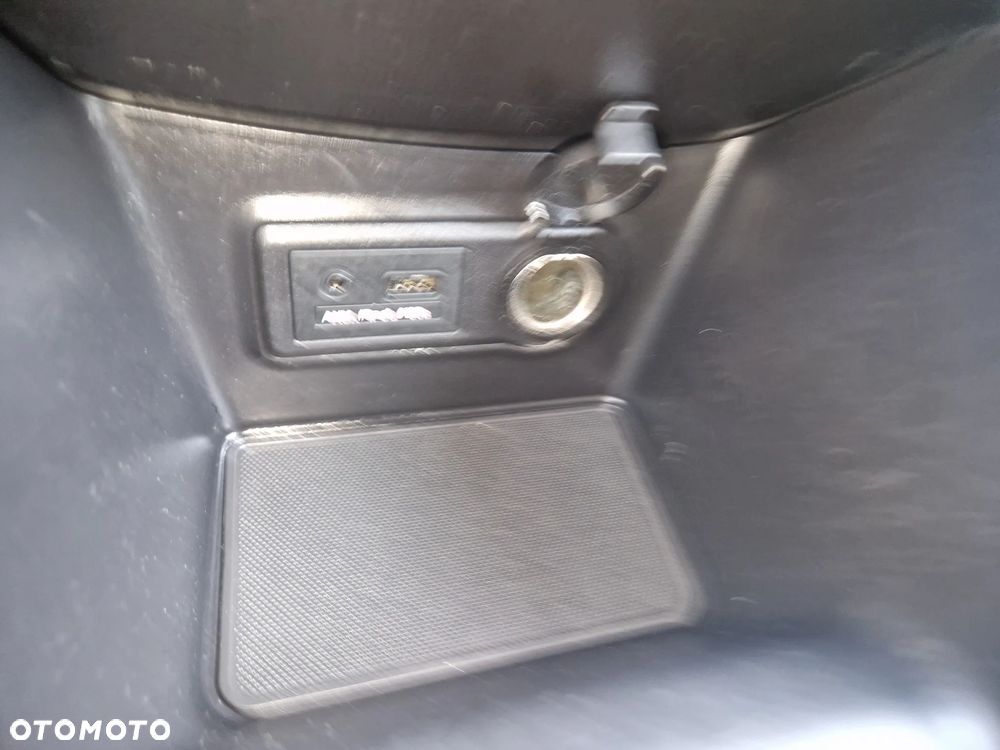 Kia Venga - 29