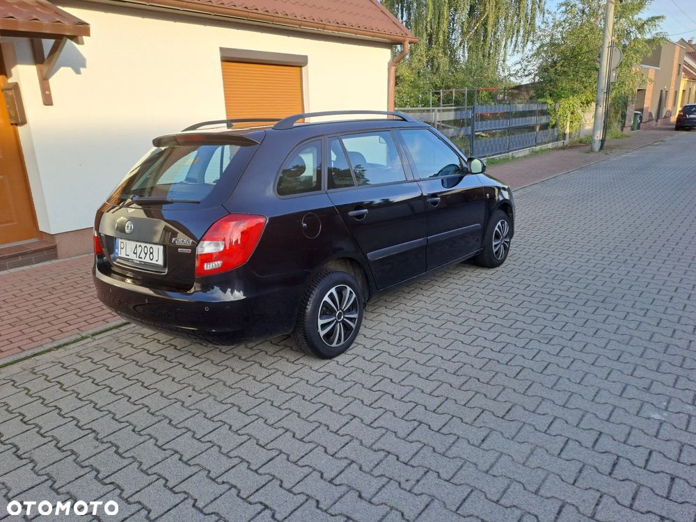 Skoda Fabia 1.2 HTP Active - 3
