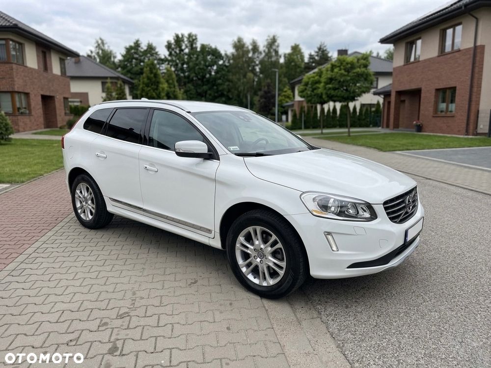 Volvo XC 60 3.2 AWD RDesign - 8