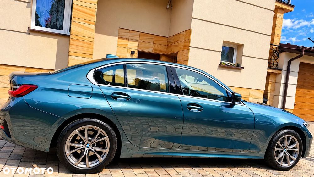 BMW Seria 3 320d MHEV Luxury Line - 8