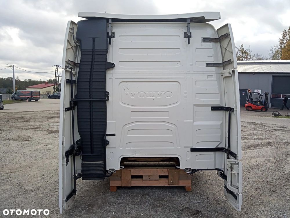 VOLVO FH4 KABINA GLOBETROTTER XL EURO6 2015 - 5