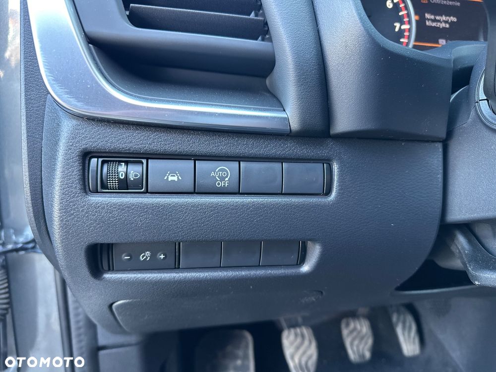 Nissan Qashqai 1.3 DIG-T Acenta - 11