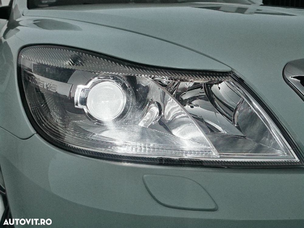 Skoda Octavia Combi 2.0 RS TDI - 18