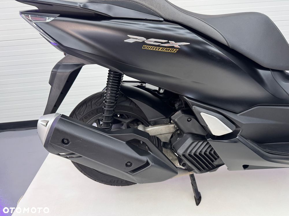 Honda PCX - 17