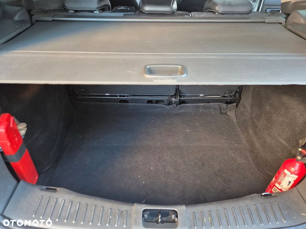 Ford Kuga - 29