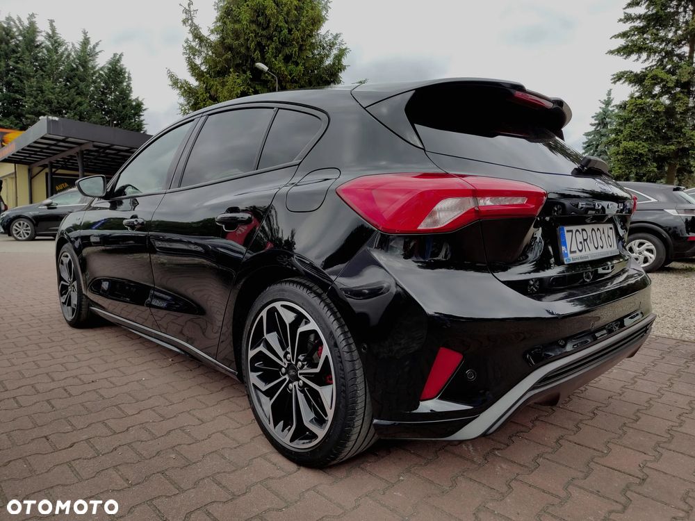 Ford Focus - 10