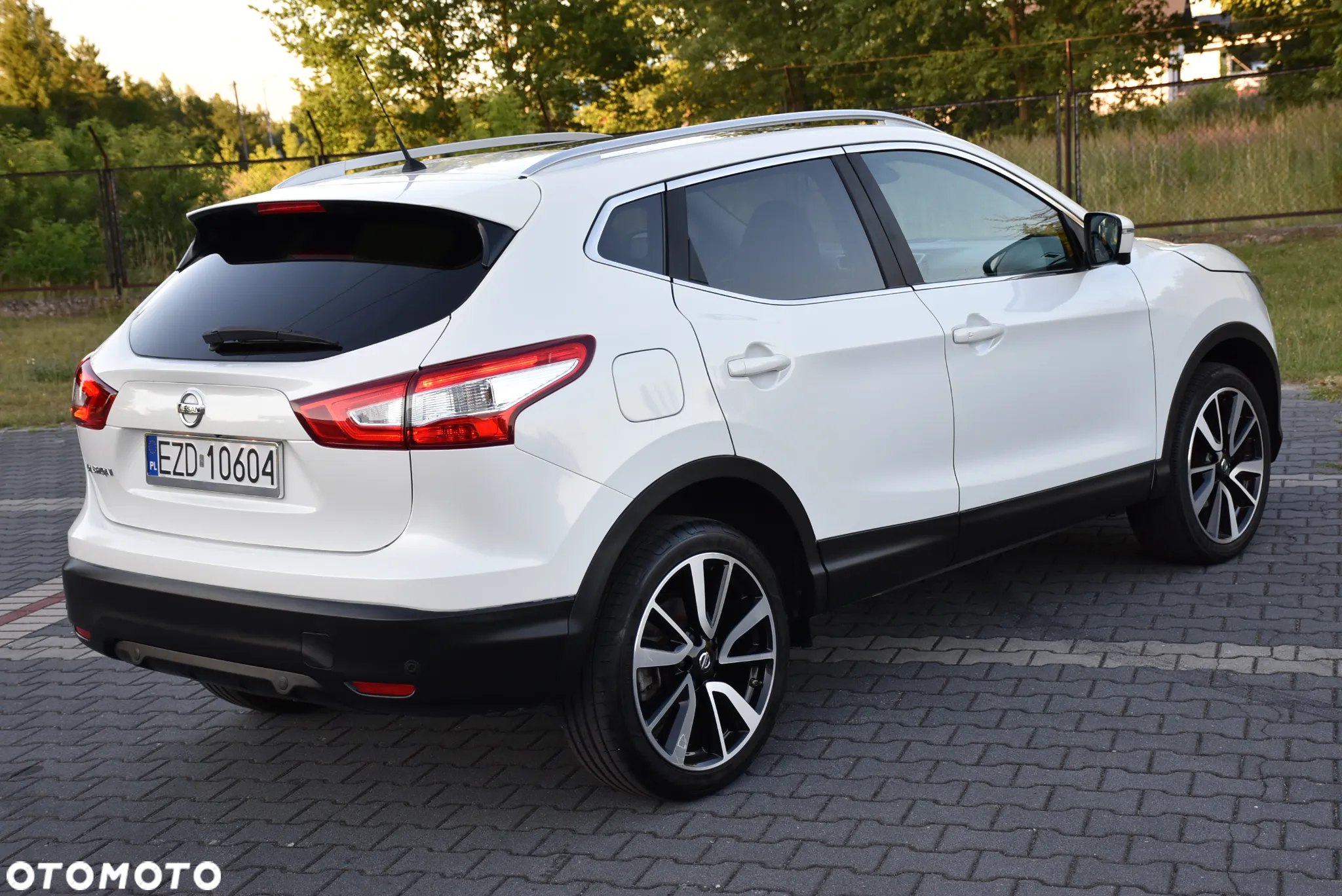 Nissan Qashqai 1.6 DCi Tekna+ - 17