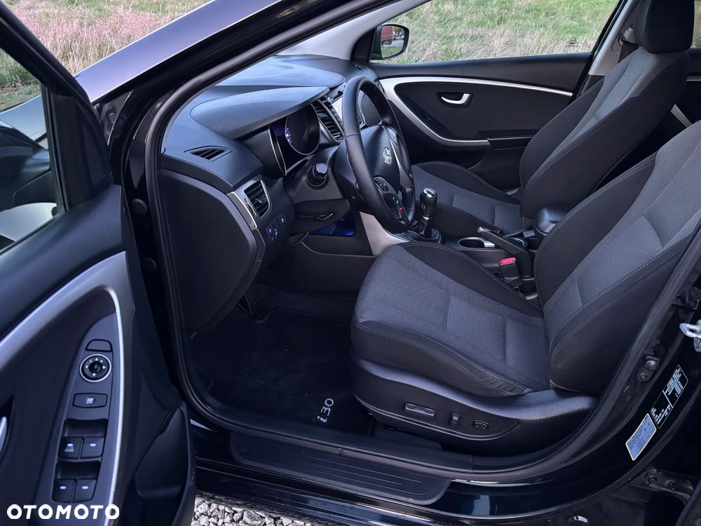 Hyundai i30 i30cw 1.6 CRDi Intro Edition - 6