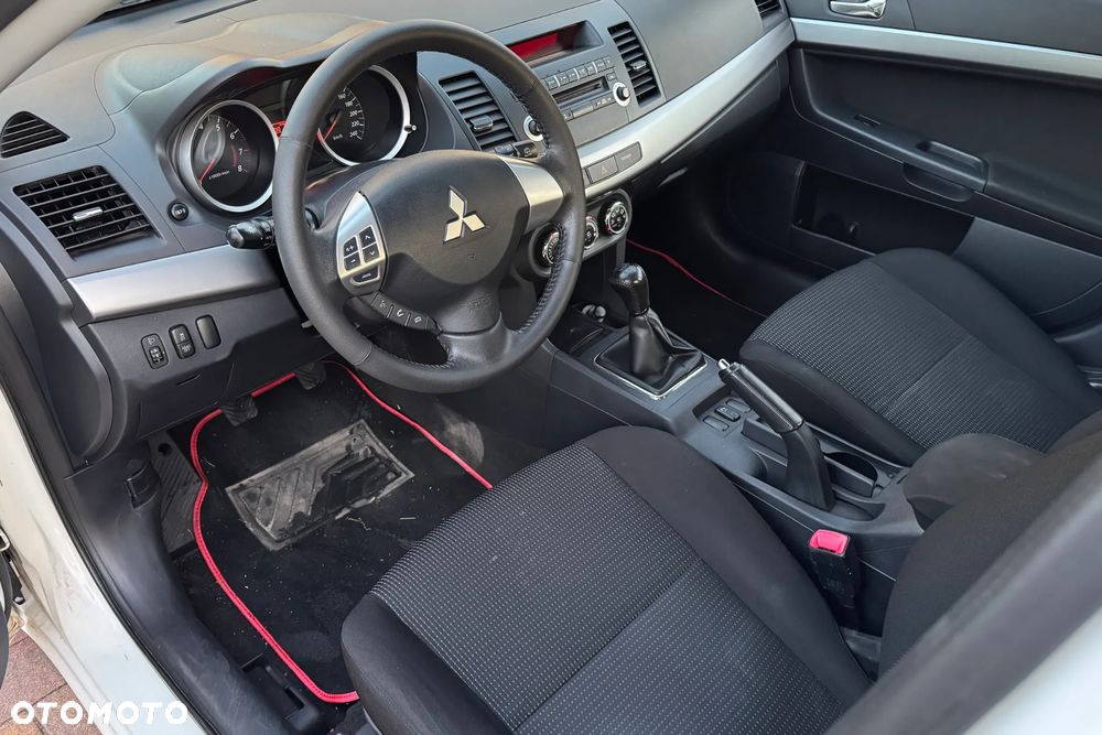 Mitsubishi Lancer 1.6 ClearTec Invite - 9