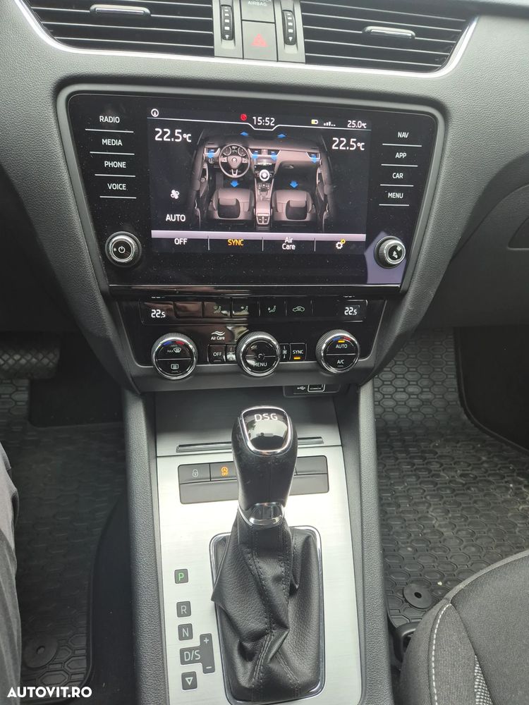 Skoda Octavia 1.6 TDI DSG Ambition - 23
