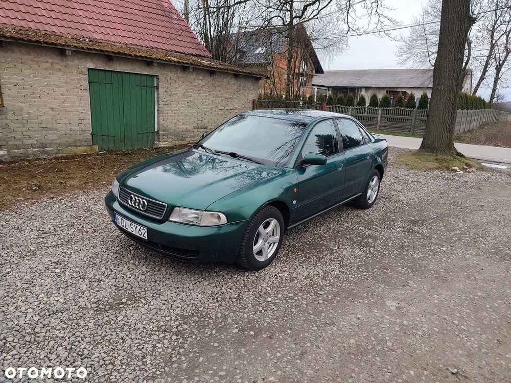 Audi A4 Limousine ver-avant-1-6 - 1