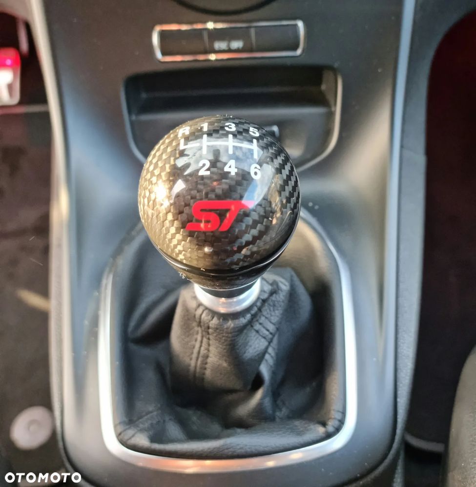 Ford Fiesta 1.6 EcoBoost ST - 6