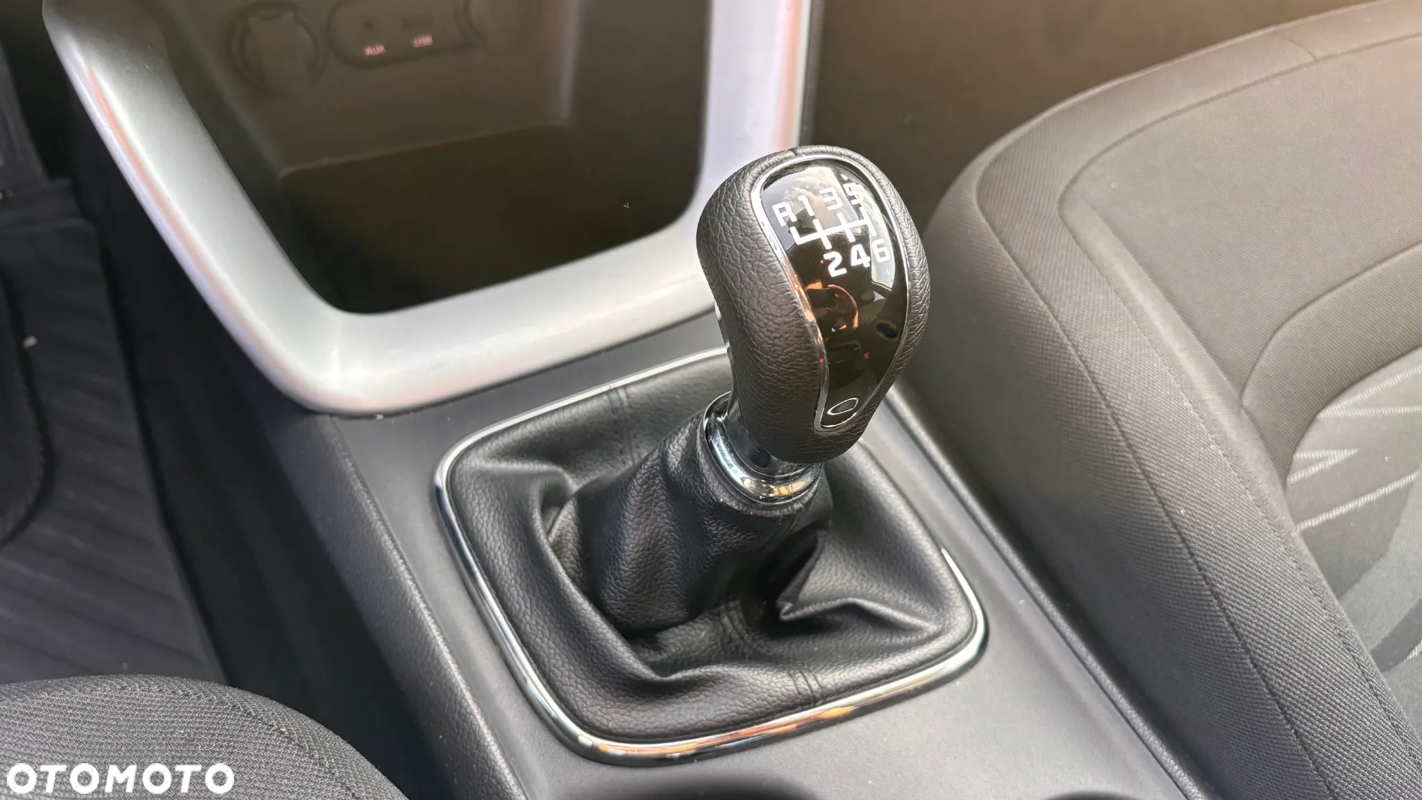 Kia Ceed - 4
