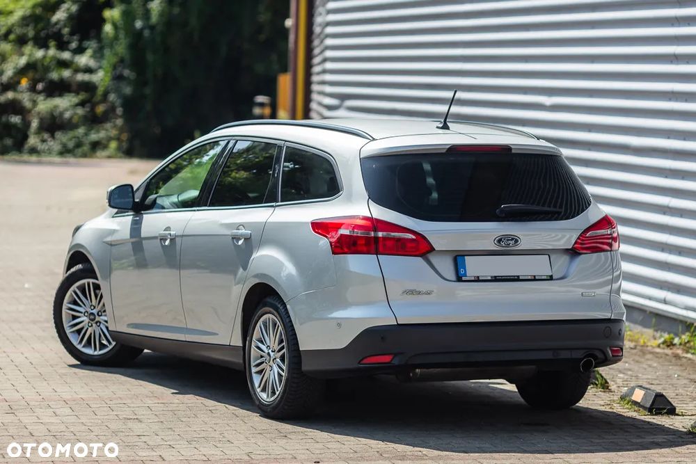 Ford Focus - 13