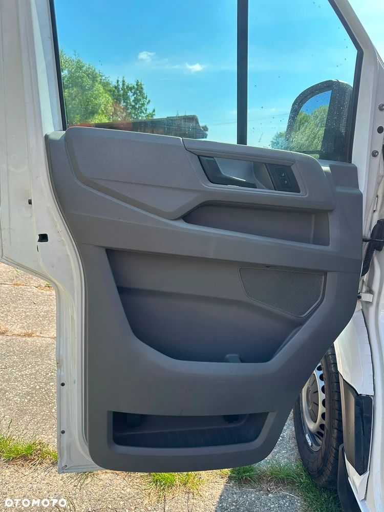 Volkswagen Crafter MAXI L4 2.0 diesel 177kM 2018 rok, WEBASTO, HAK, KAMERA-PEŁNA OPCJA WYPOSAŻENIA, STAN BARDZO DOBRY! - 24