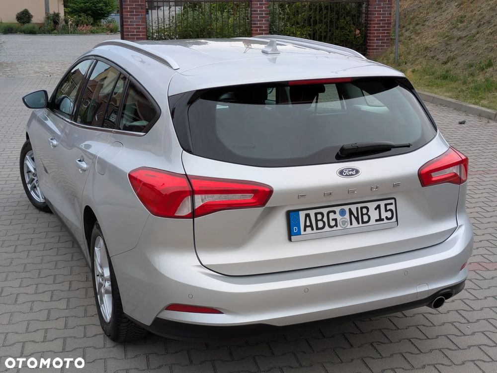 Ford Focus 1.5 EcoBlue Start-Stopp-System COOL&CONNECT - 9