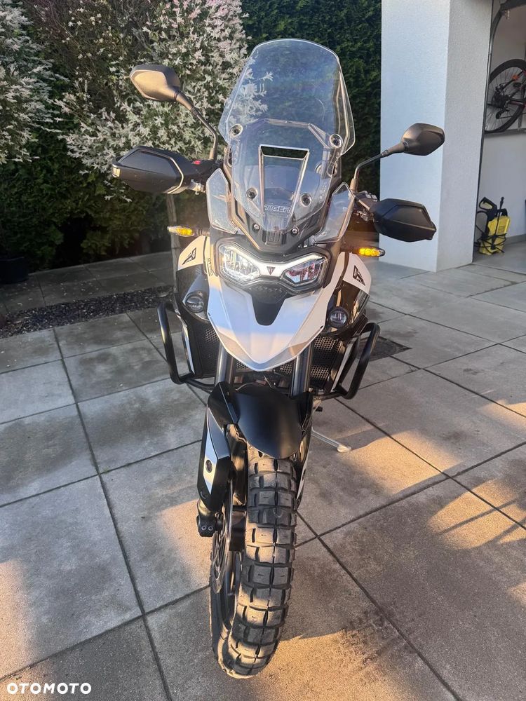Triumph Tiger - 7