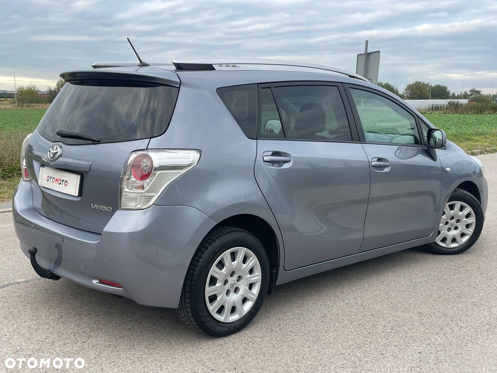 Toyota Verso 2.0 D-4D - 2