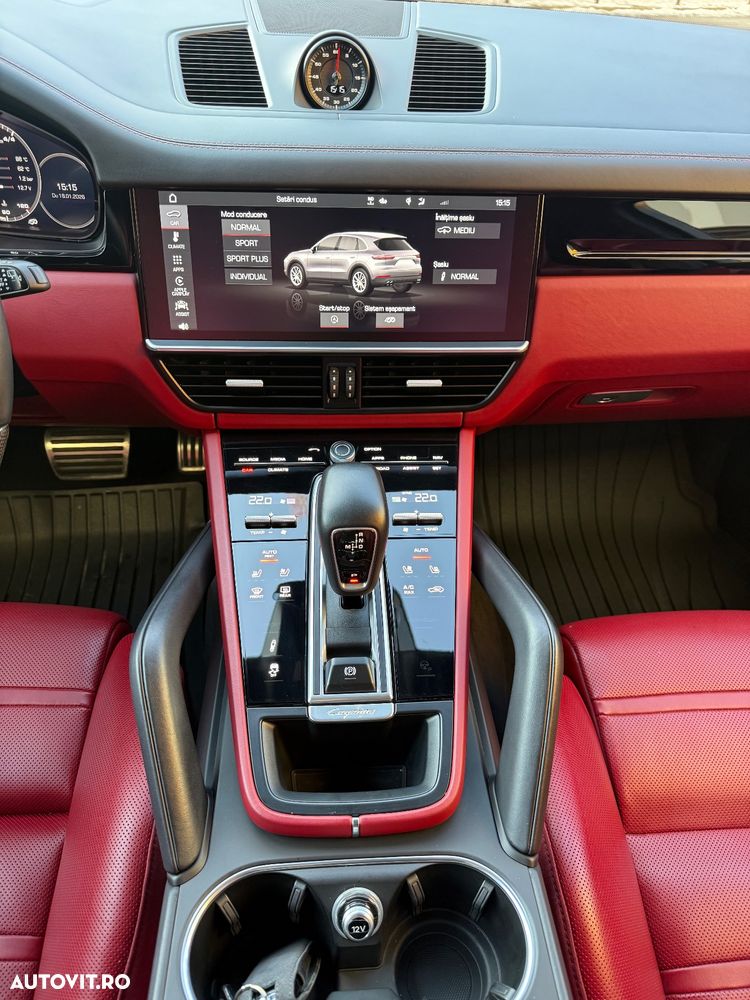 Porsche Cayenne - 24