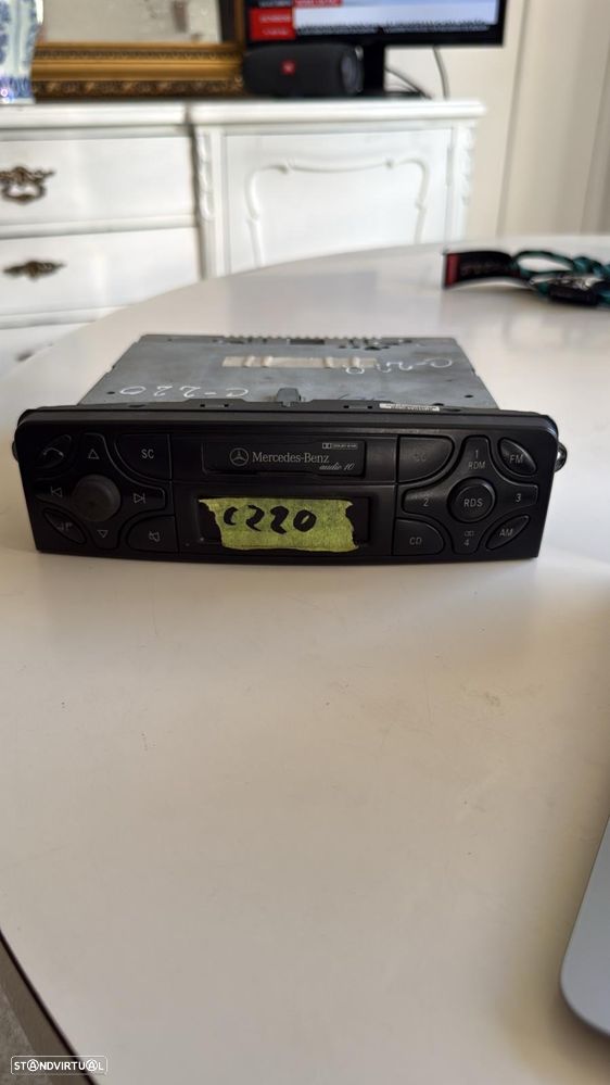Auto Rádio Mercedes C220 - 1