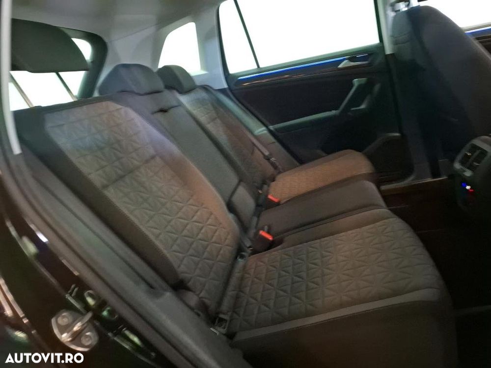 Volkswagen Tiguan 2.0 TDI SCR DSG - 9