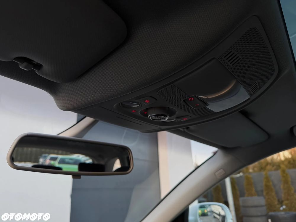 Audi A4 Avant 2.0 TDI DPF quattro Ambition - 23