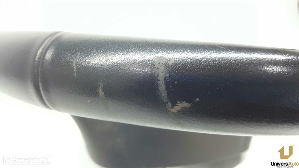 VOLANTE FORD FOCUS LIM. TREND + - 2