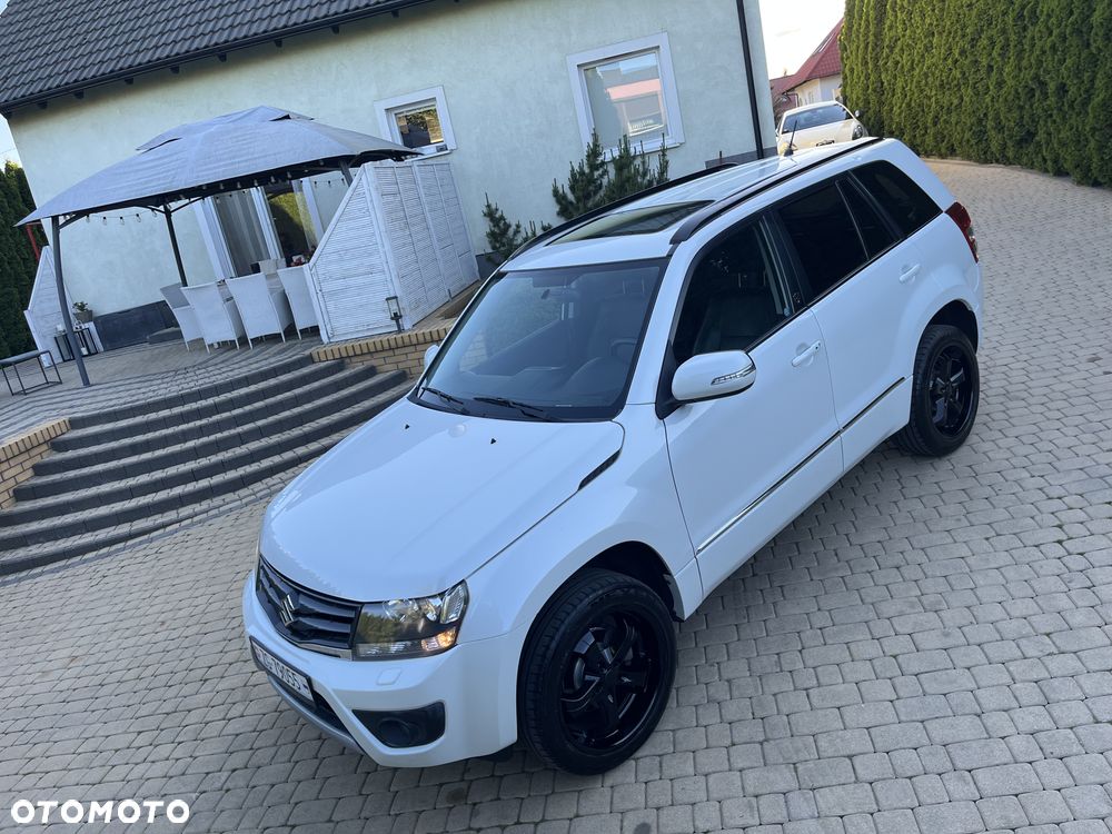 Suzuki Grand Vitara 2.4 De Luxe - 29