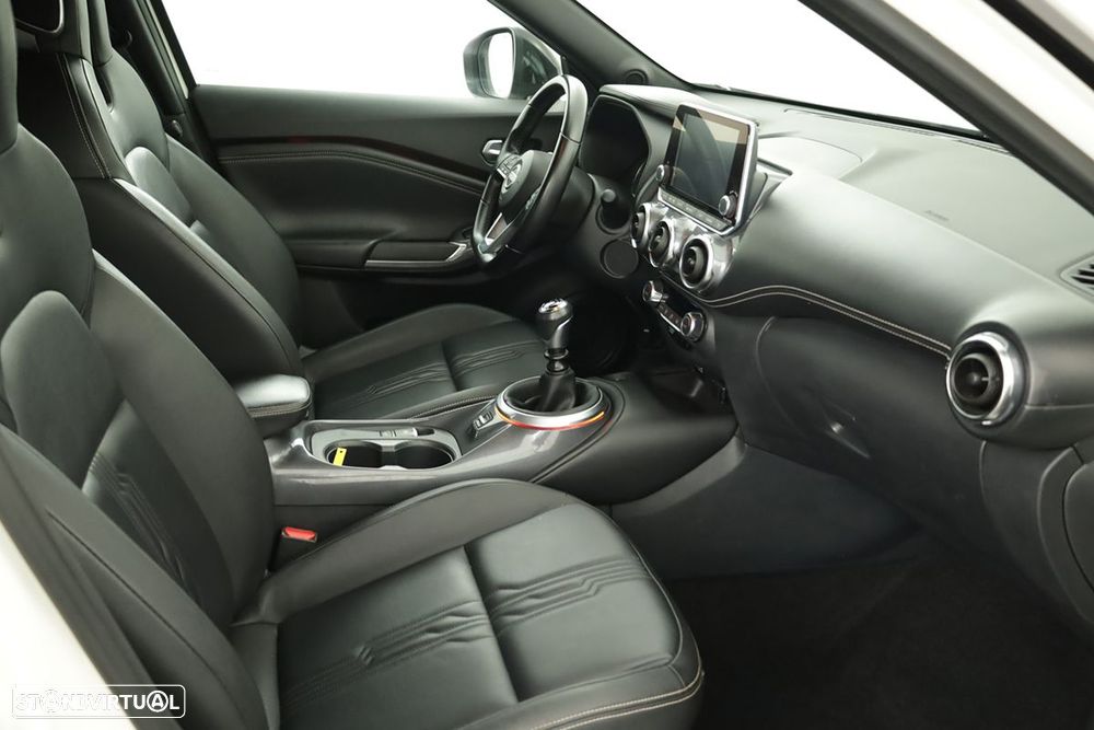 Nissan Juke 1.0 DIG-T Tekna - 21