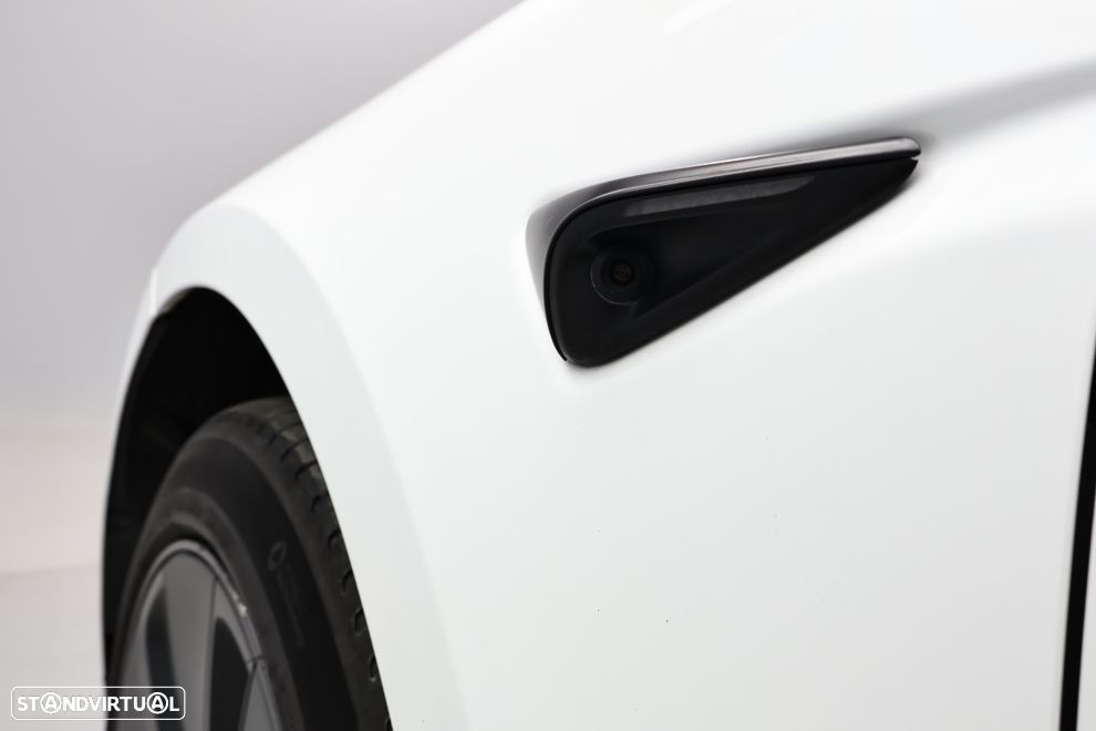 Tesla Model 3 Tração Traseira Standard - 13